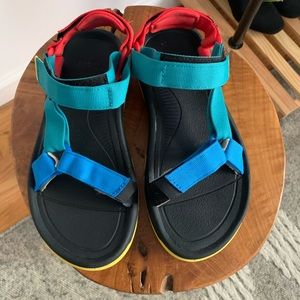 Multicolor Teva Hurricane sandals
